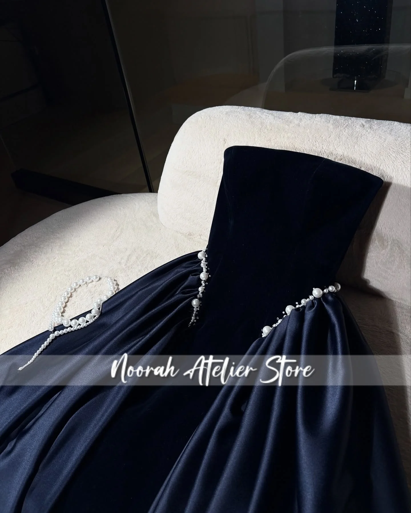 Elegante Bule sin tirantes perlas nuevos vestidos de noche lujosos 2025 Aline mujeres Dubai Vestido largo de fiesta Vestido de graduación personalizado