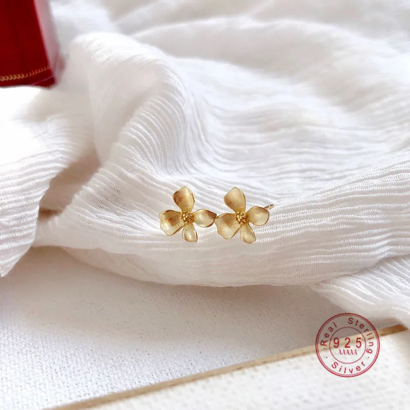 

Simple Gardenia Stud Earrings Women 925 Sterling Silver Exquisite Sweet Girlfriend Birthday Party Gift Jewelry