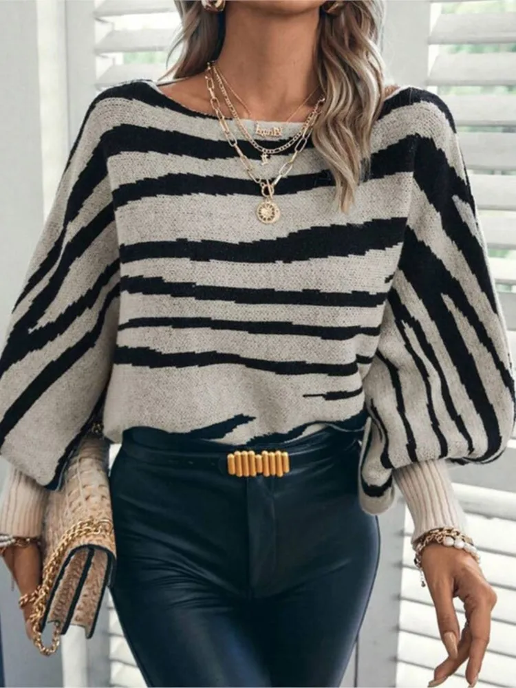 

Autumn Clothes Woman Pulls Femmes Sweater Women's Loose Knitted Zebra Pattern Contrasting One-shoulder Bat Sleeve Pullover Top