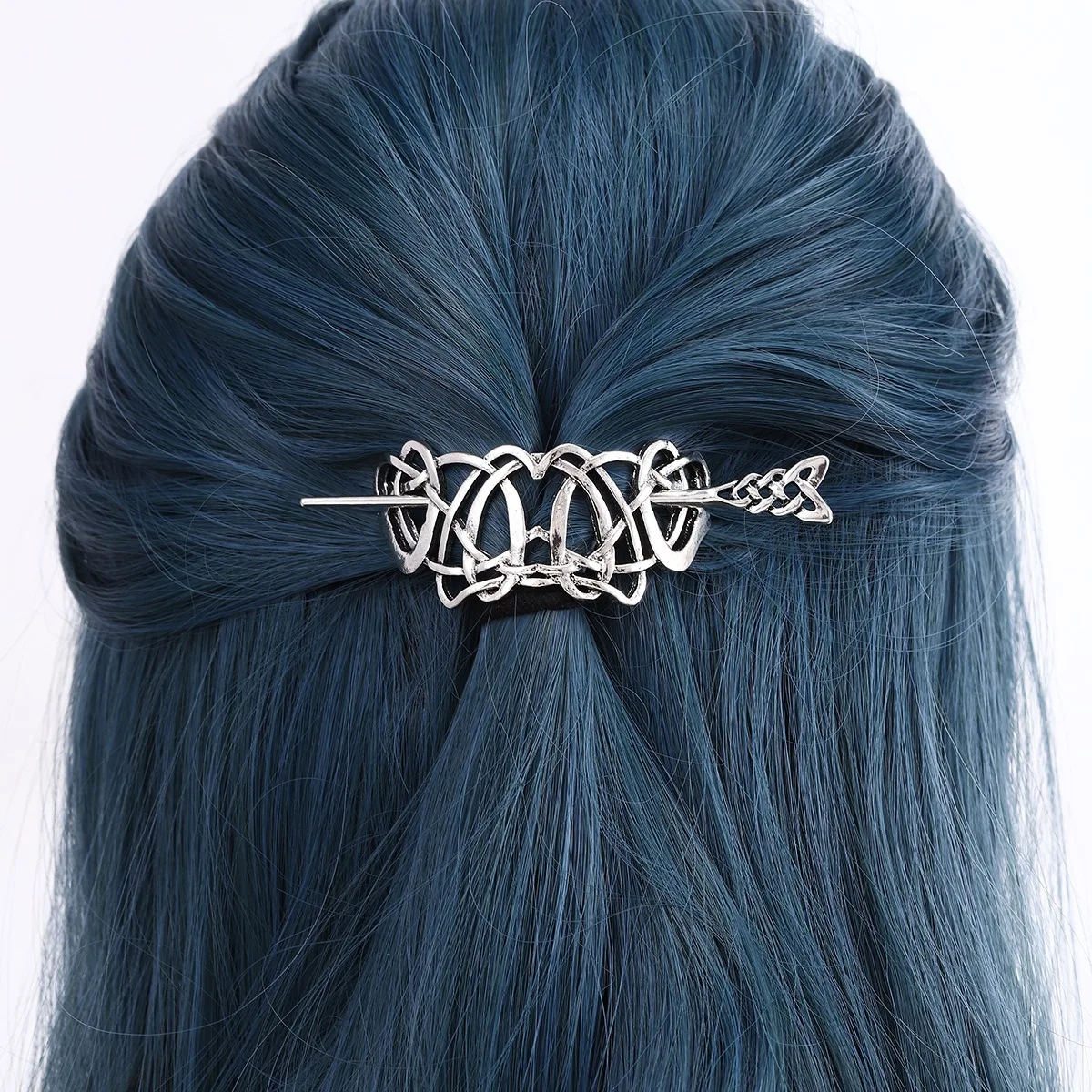 Nordic Viking Heart Shaped Knitted Celtic Hair Buckle Ancient Silver Hollow Totem Hair Stem Retro Witch Coiled Hair Accessory