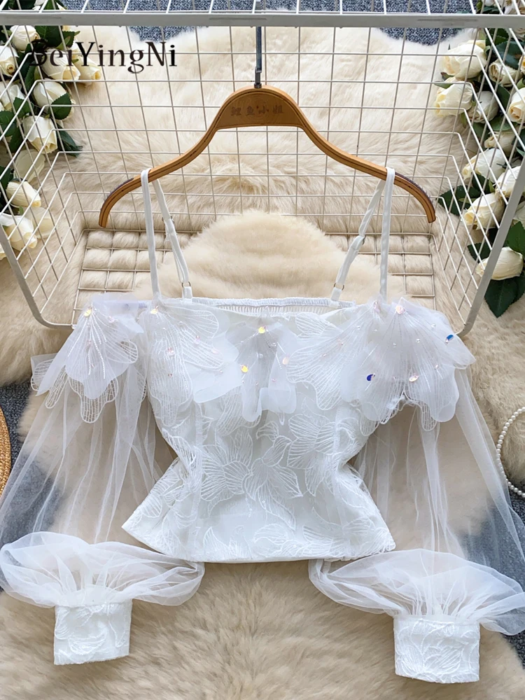 

Beiyingni, новый стиль, женские сетчатые блузки с блестками и вышивкой, с открытыми плечами, женские сексуальные французские эластичные тонкие топы с открытой спиной