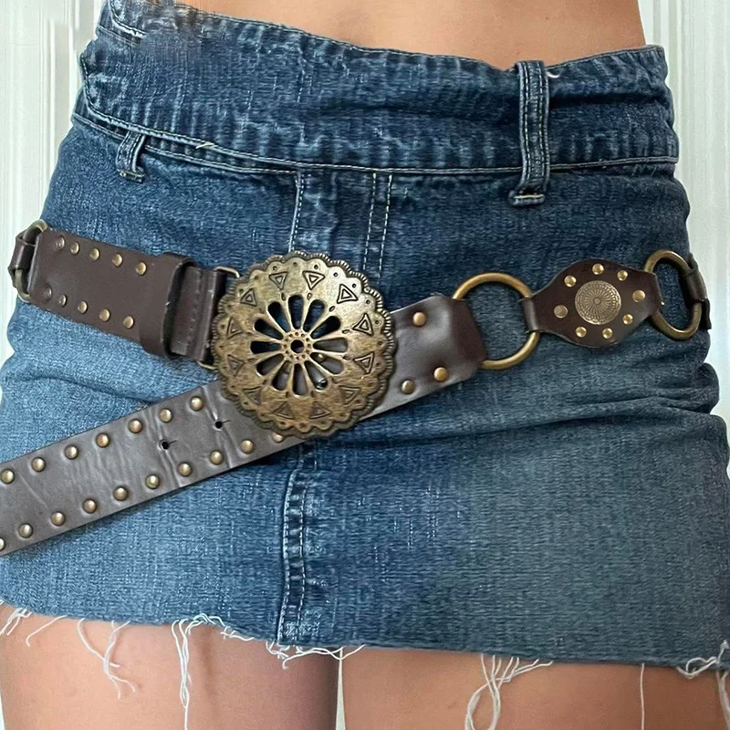 

Vintage Rivet Brown Belts for Women PU Leather Sunflower Buckle Boho Y2K Style Accessories Goth Streetwear Loop Belts