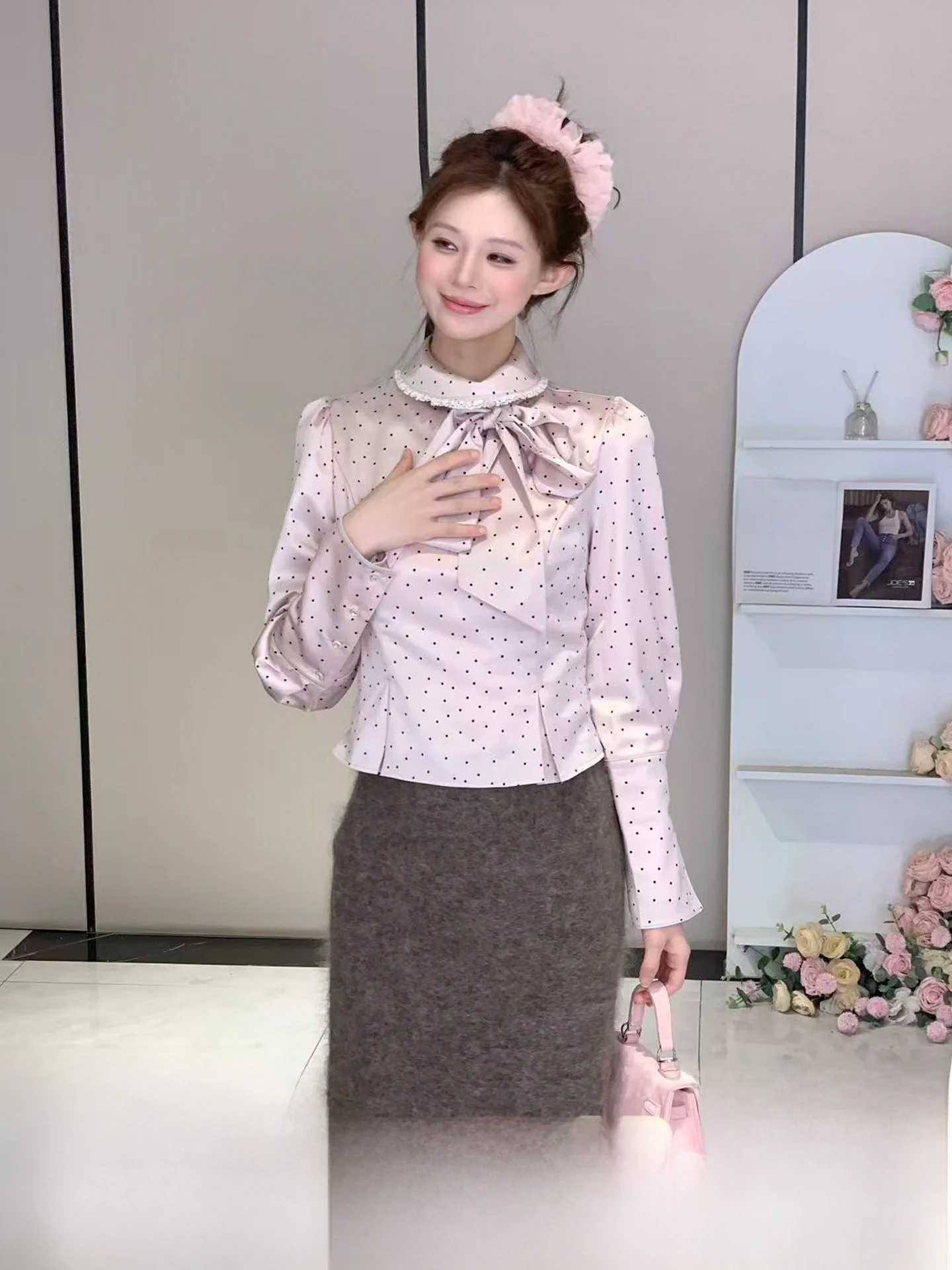 

Champagne Pink Satin Polka Dot irt with Bow Tie Design Loose French Sle Women's Premium Spring Top Knot