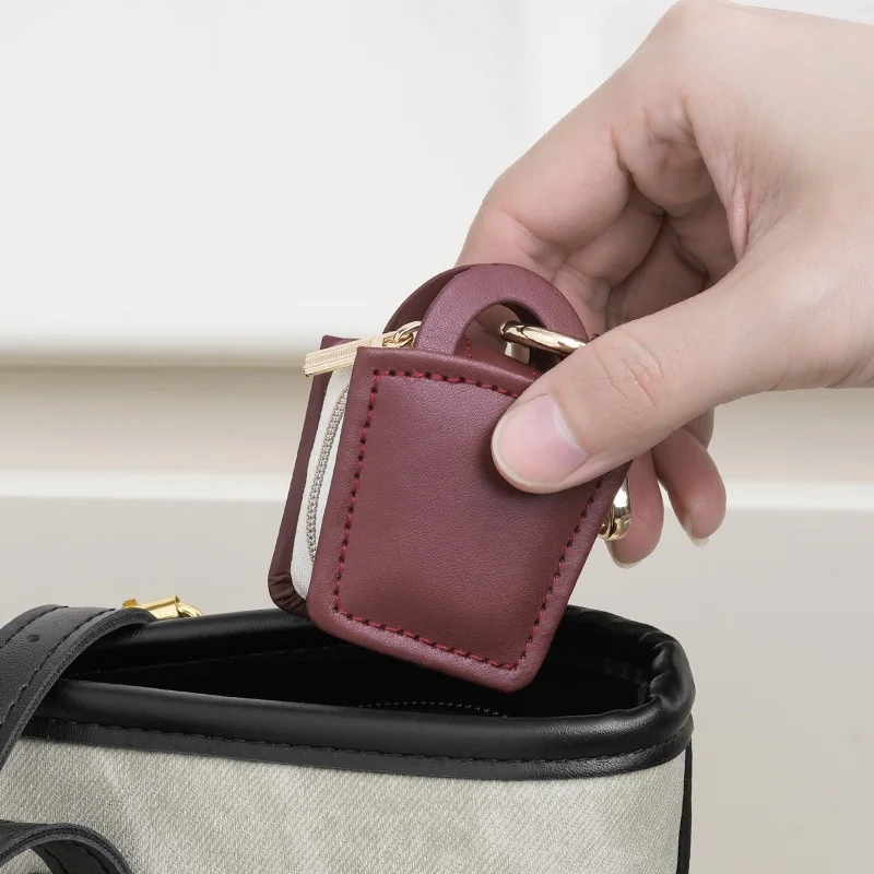 Jewelry Bag Pendant Key Pendant Is Suitable for Storing Small Jewelry and Handbag Pendants While Shopping