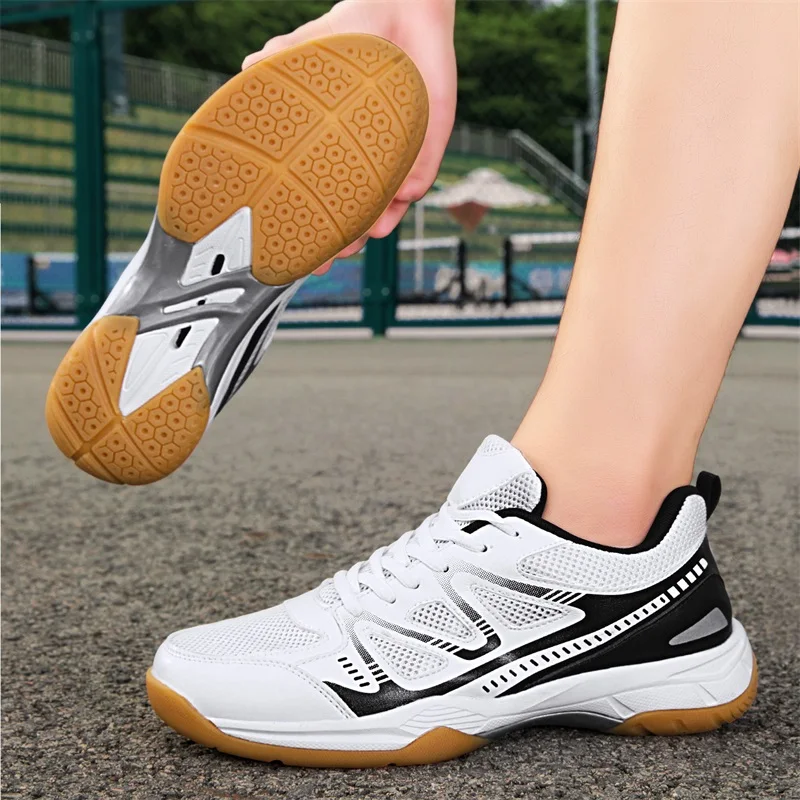 New Men's and Women's Tennis Shoes Outdoor Mesh Breathable Fitness Badminton Training Shoes Volleyball Shoes Size 36-46