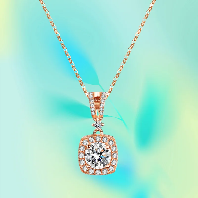 

New S925 sterling silver pendant 1 carat moissanite necklace women's fashion luxury square silver pendant jewelry