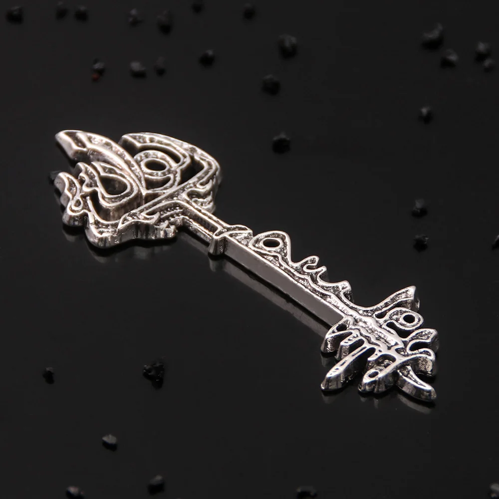 Cthulhu Mythos Silver Key Lovecraft Songs Of Horror Vintage Metal Pendant for Women Men Collection Jewelry