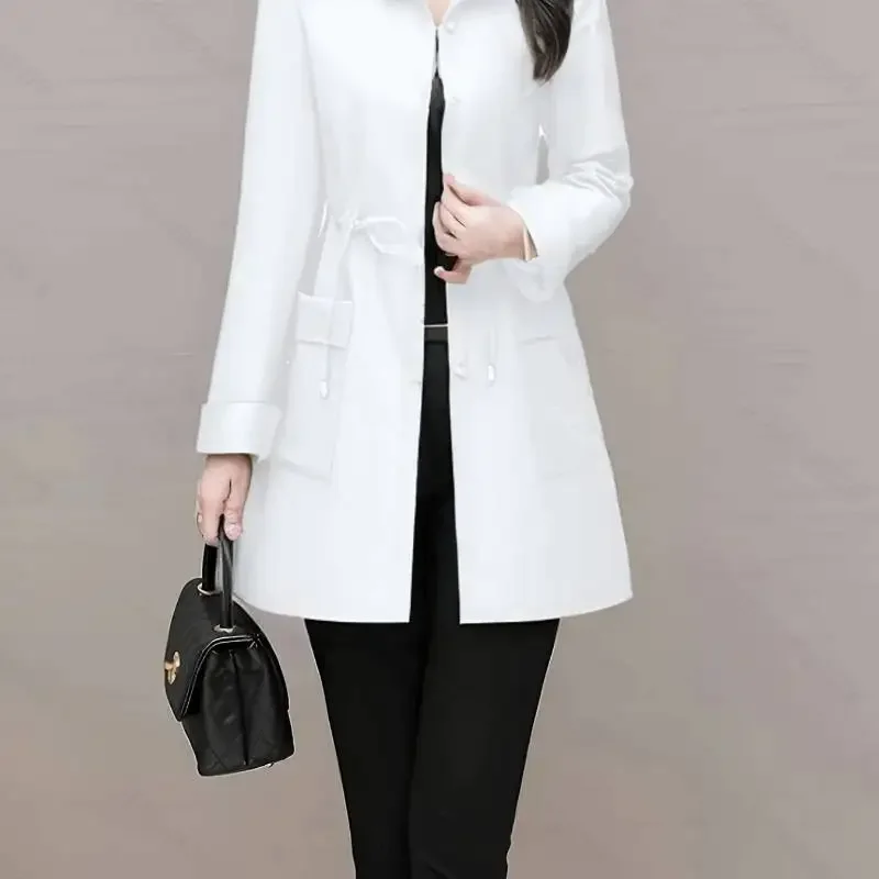 Camisa feminina elegante de manga comprida de cor sólida com cordão na cintura e detalhes de bolso duplo para viagens no escritório