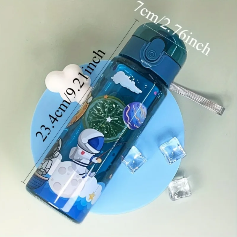 زجاجة مياه رياضية لطيفة للدراجات النارية برسوم كرتونية سعة 780 مل تأتي مع غطاء محكم الغلق وحزام حمل. مثالية للأنشطة الخارجية #4