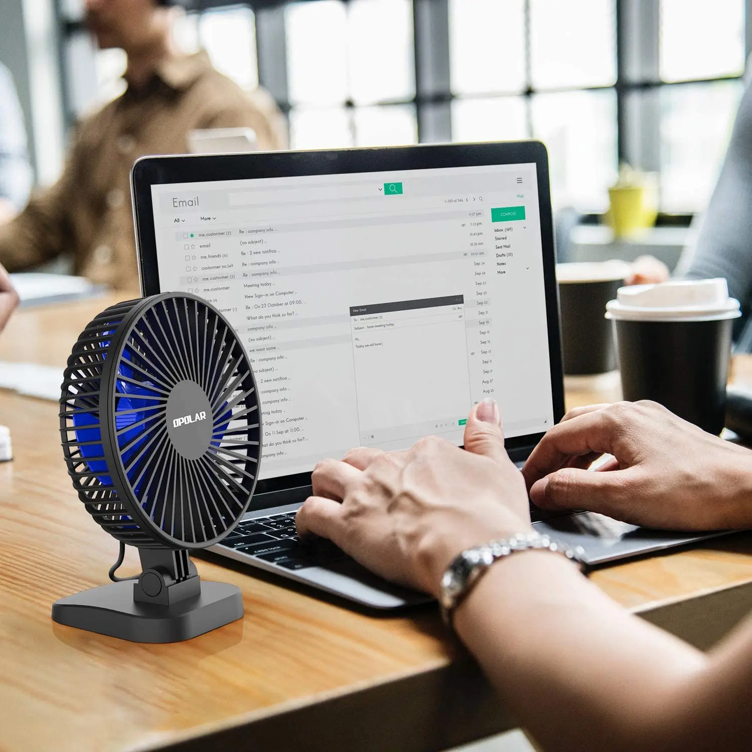 Mini USB Desk Fan Better Cooling Perfect,Strong Airflow Whisper ventola portatile silenziosa per tavolo da ufficio Desktop, 3 velocità, cavo da 4.9