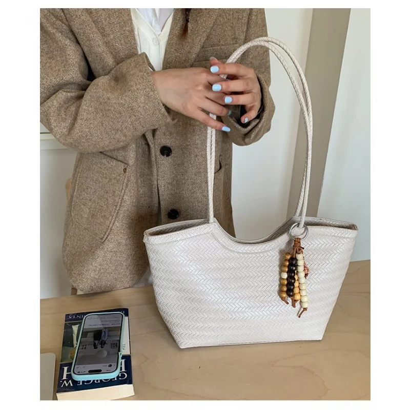 

Classic Designer Paris Popular Classic Elegant Fashion High End Leather Ladies Elegant Crossbody Handbag Diaper Bag