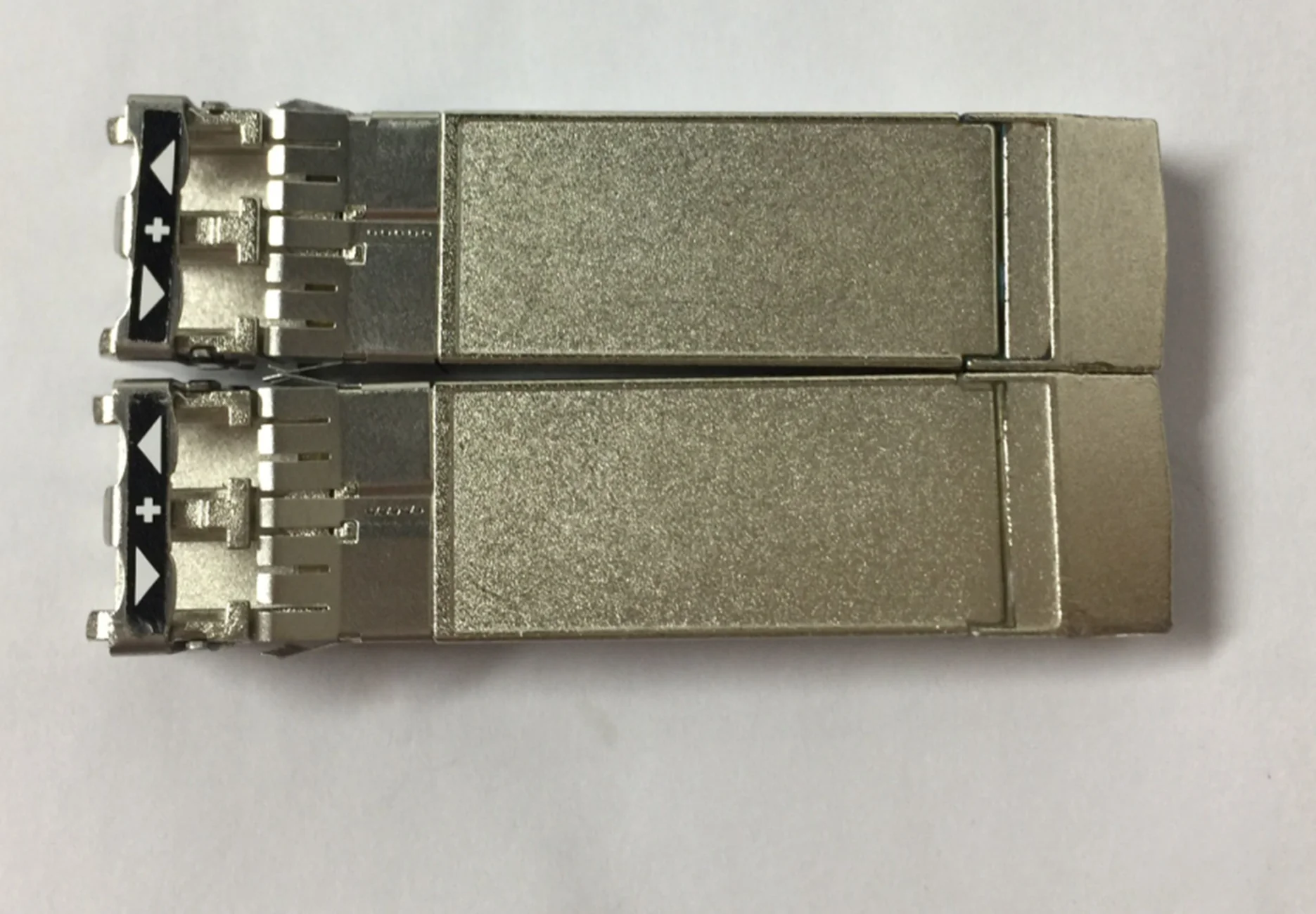 Avago AFBR-57F5AMZ-E3 019-078-045 16G 850NM Multimode Dual Fiber Transceiver Module Avago 16G Sfp + transceiver/Fiber Switch