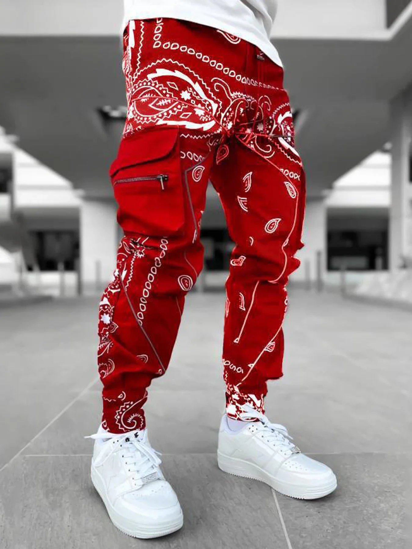 Men's Stylish Paisley Joggers with Multiple Pockets - Comfortable Fit for Sports and Casual Wear Street personality