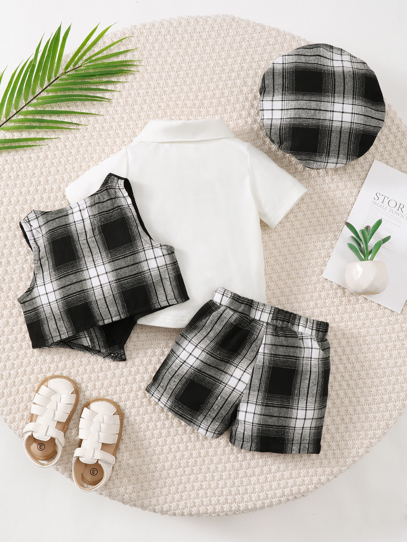 4pcs Baby Boys' Little Gentleman Set Lapel Top+Black White Checkered Vest+Shorts+ Hat Set for 0-3 Year Baby Boys' Party Costumes