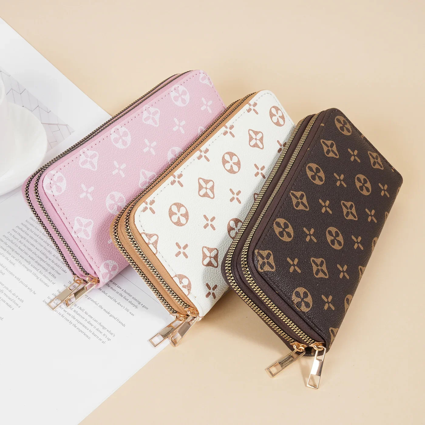 New Multi-functional Wrist Lanyard Wallet Women's Long Wallet PU Leather Double-layer Zipper Large Capacity Mobile Phone Storage
