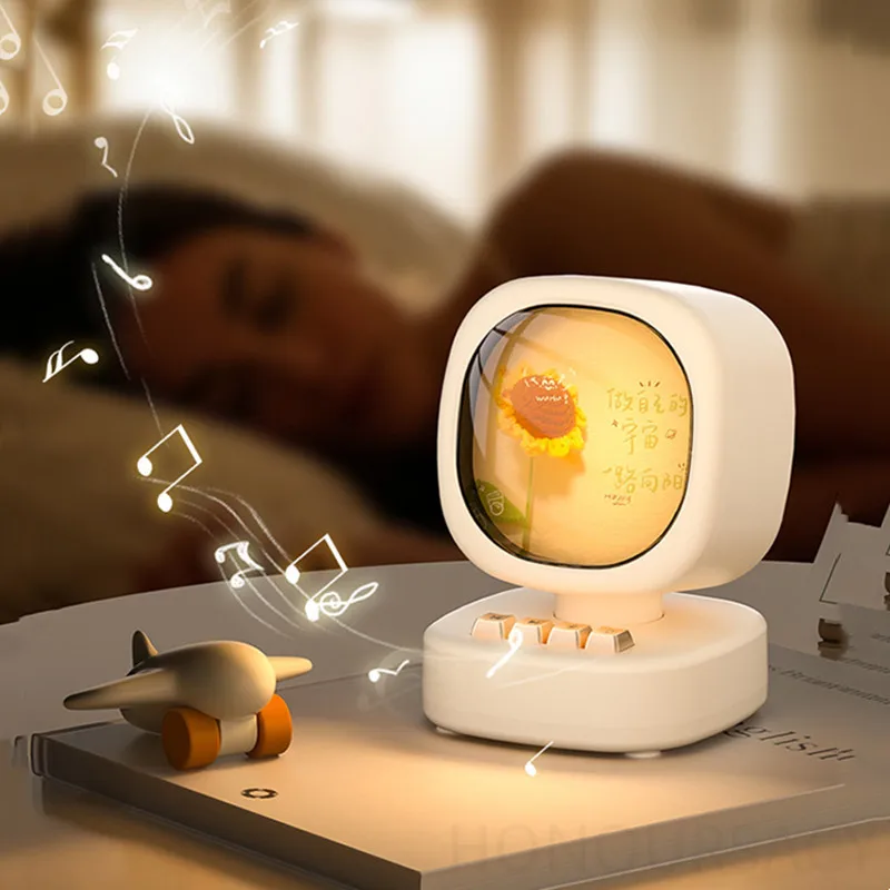 HIFI Stereo Retro Audios Ambient Light Creative Karaoke Speaker Household Children's Wireless Smart Bluetooth Speaker with Mics