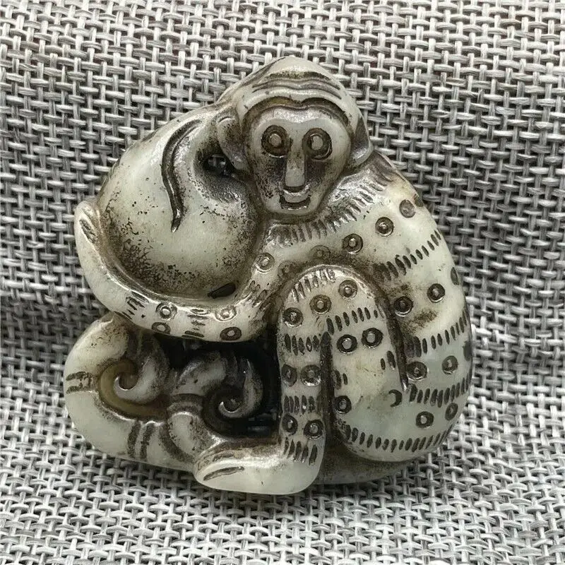 Home Ornament Antique Monkey Jade Pendant Retro Jewelry Craft Collection