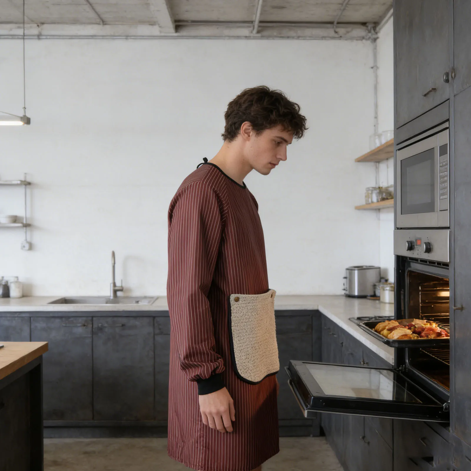 

Breathable Striped Waterproof Apron - Multi-Purpose Kitchen Work Smock for Food Service Workers Dishwashing Cooking Outdoor