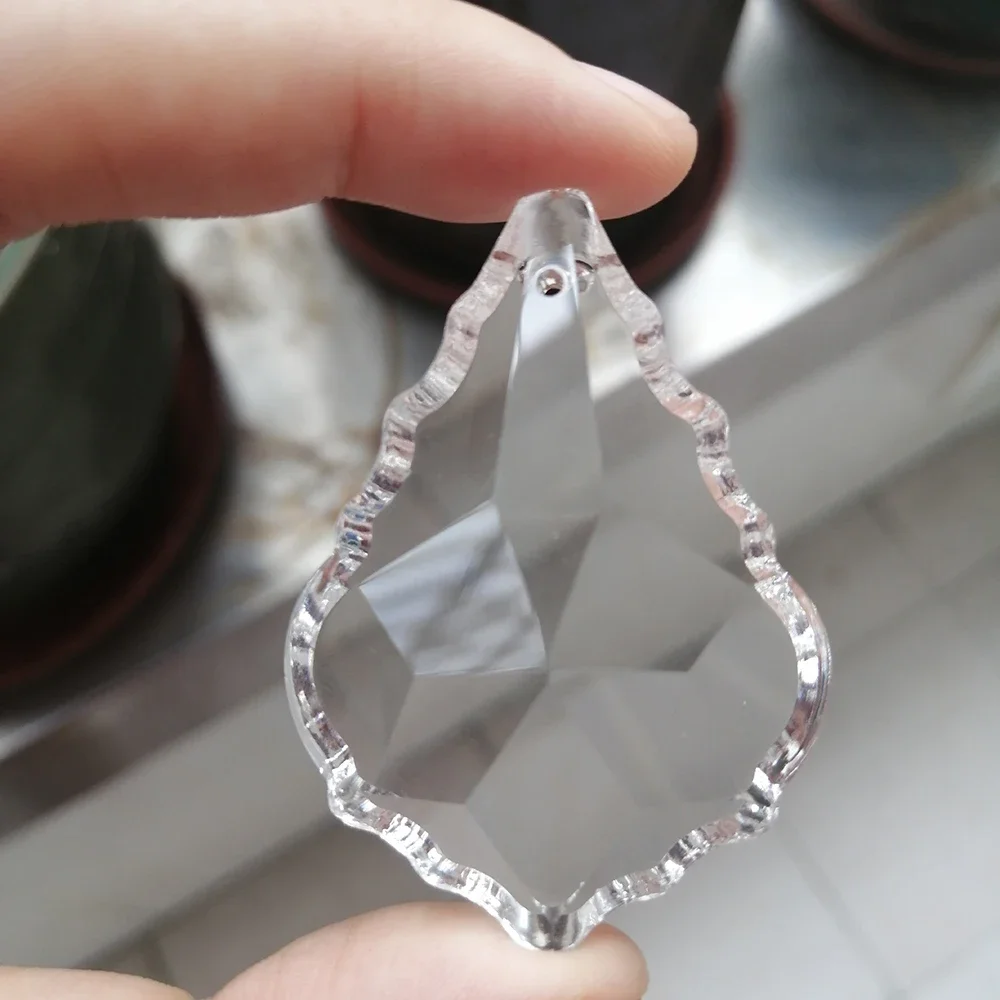 

Camal 2pcs 50mm Clear Suncatcher Crystal Faceted Maple Leaf Chandelier Pendant Prism Hanging Ornament Fengshui Lamp Parts Bells