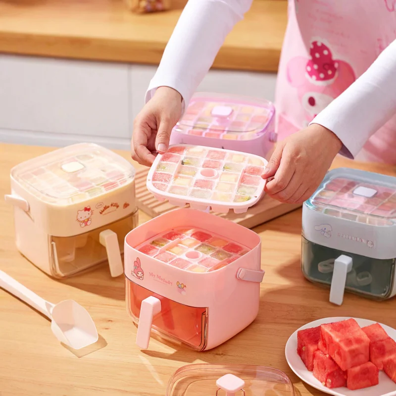 Hello Kitty Kuromi Ice Cube Molds    Ice Cube Molds for Home Refrigerators   Large-Capacity Ice Storage Container