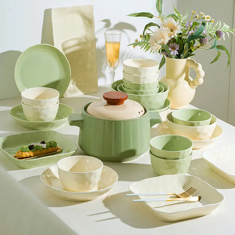 Modern Friendly Dinnerware Sets Birthday Aesthetic Green Ceramic Dinner Set Luxury Christmas Elegant Vajilla Ceramica Dinnerware