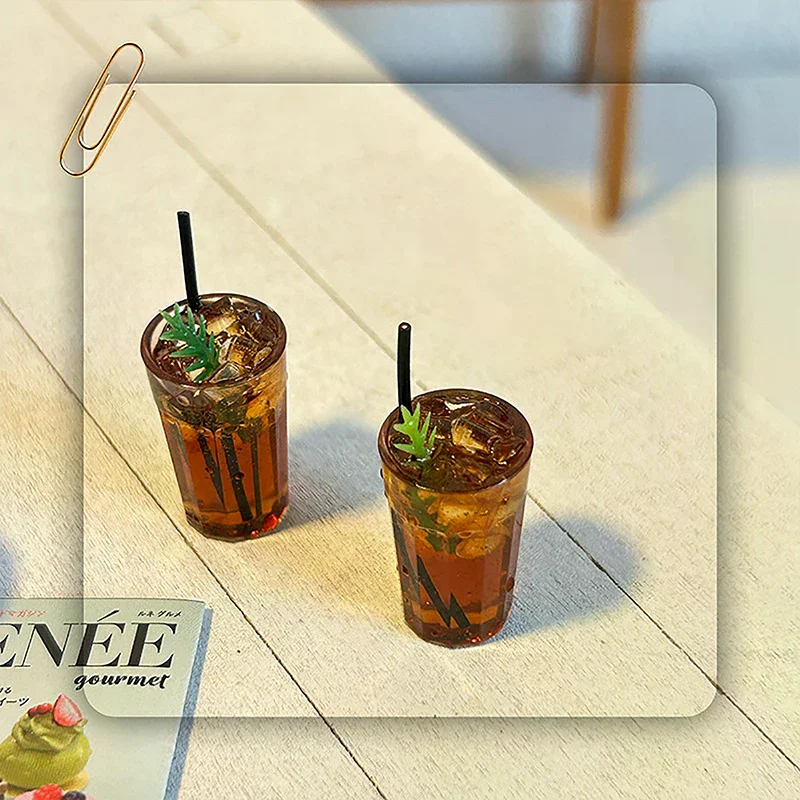 1/5 Stück Miniatur-Café-Spielzeug Dekorationsmodell Mini-Getränk Eiskaffee Latte Spielhaus für Puppenhaus-Zubehör
