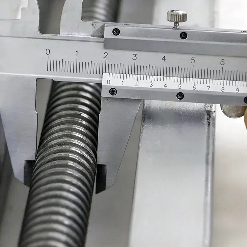 Carpentry Panel Clamping Jigs, Quick-Release Clamps, Clamping Plates of Any Length, Clamping Strips, and Air Gun Clamps