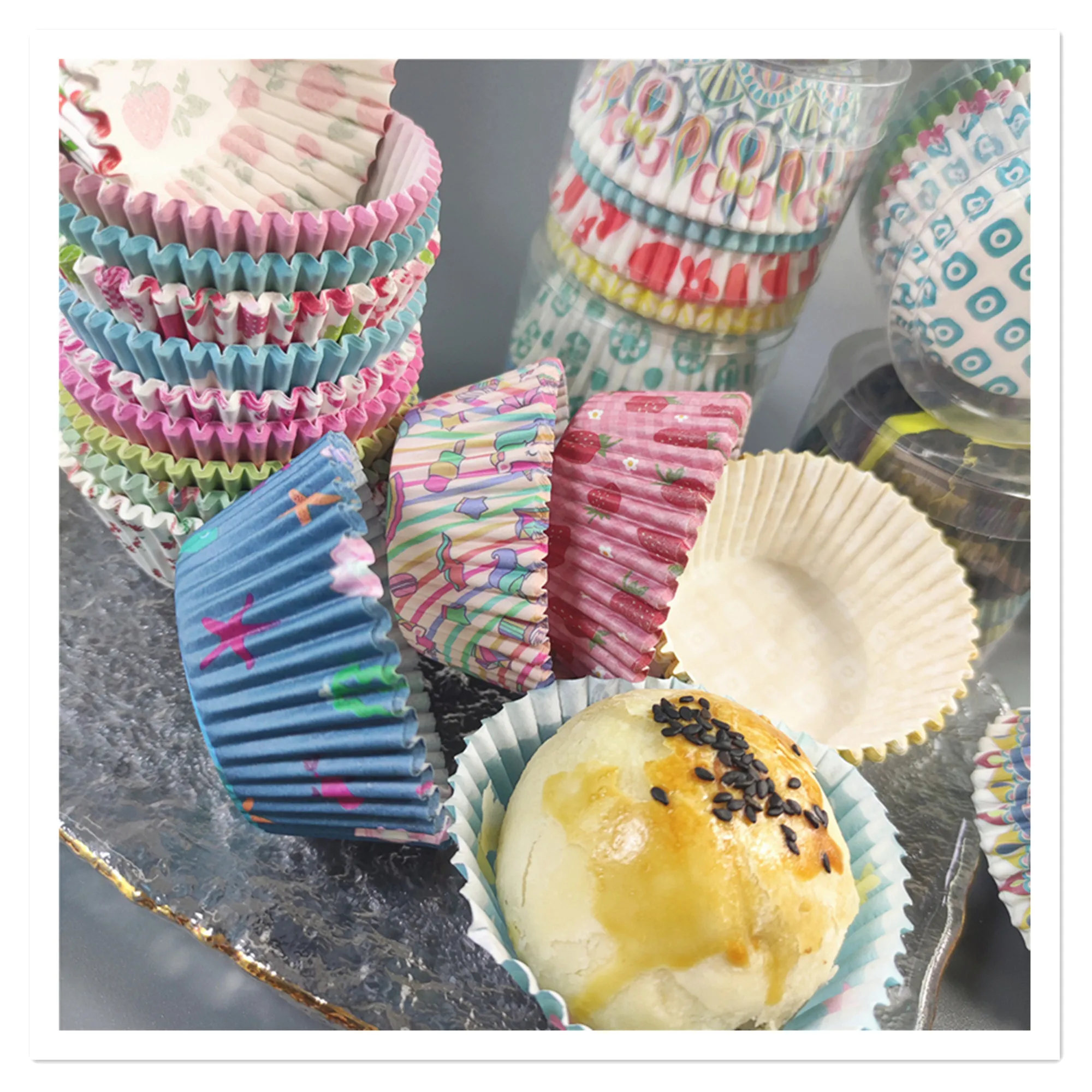 500 шт. большая упаковочная коробка для снега Meiniang, держатель для масляной бумаги, держатель для бумаги для торта, утолщенный держатель для формы Meiniang для снега, нижний держатель