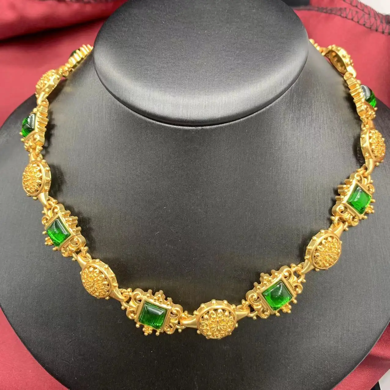 

Простой Изумрудный браслет с драгоценными камнями для женщин, набор из микро золота с имитацией песка, Элегантный овальный кулон в форме капли воды