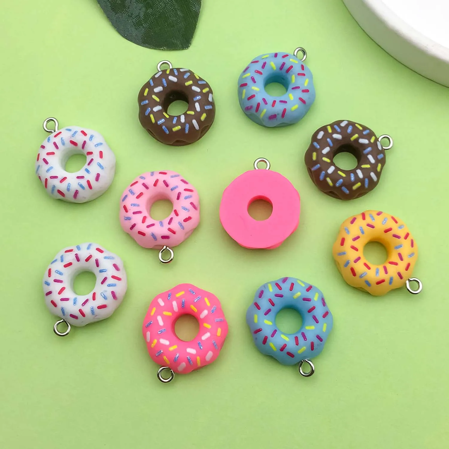 10/12pcs 18*21mm Colorful Food Donuts Design Charms 3D Resin Pendants For DIY Bracelet Necklace Jewelry Making Accessories