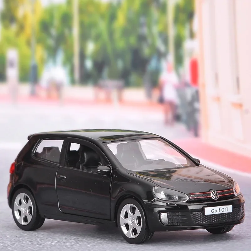 1/36 VW Golf 6 Druckguss-Automodell Volkswagen zum Maßstab Golf Gti Miniatur-Legierungsspielzeug zum Zurückziehen Fahrzeugmodelle für Kindergeschenke