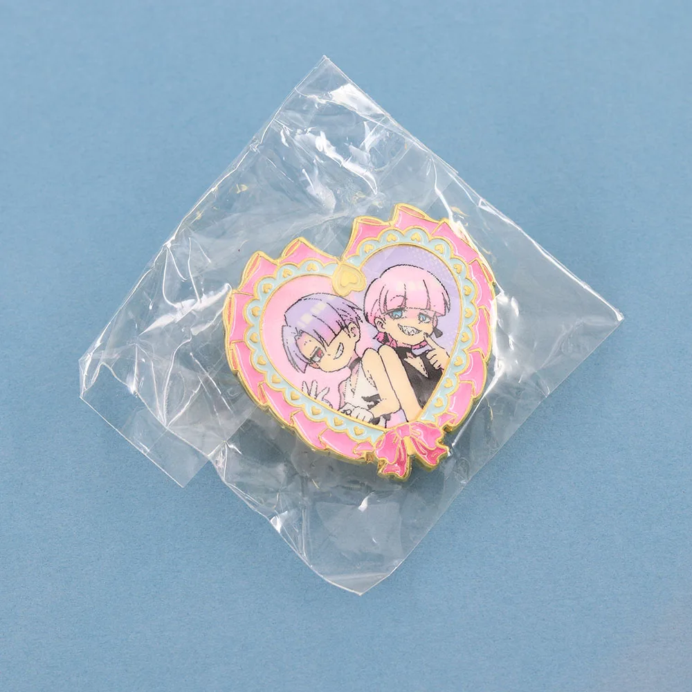 Angel Brothers Emaille-Brosche Rosa Herz Schleife Abzeichen Panty & Stocking with Garterbelt Manga Anstecknadel Fan-Zubehör Freundesgeschenk – Detail 14