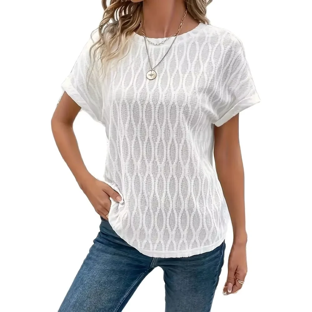 Plain textured T-shirt with round neck and short sleeve