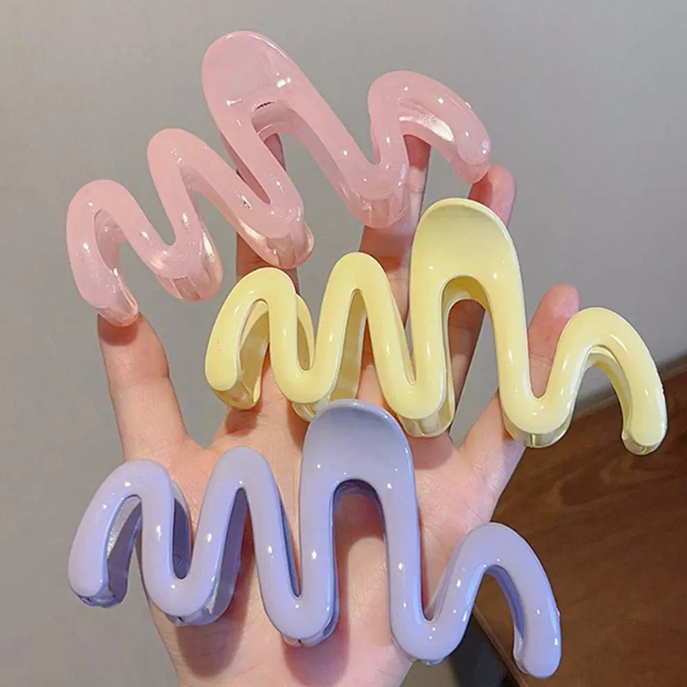 

Colorful Acrylic Wave Hair Claw Large Jelly Hairpins Women Ponytail Headwear Hair Irregular Clip Sweet Korean Design Fashion