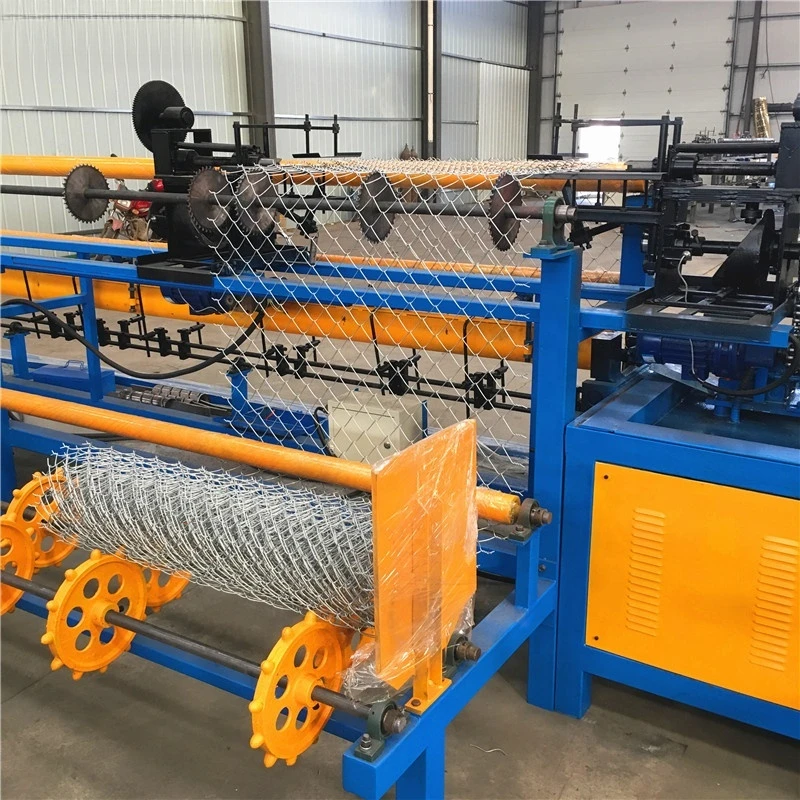 New Design Semi-Automatic Chain Link Fence Machine with High Quality Components Pump Motor PLC Gear Bearing