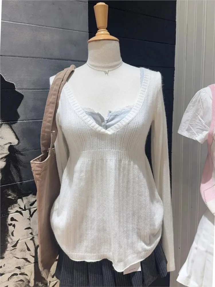 Camisetas blancas de manga larga ajustadas de punto con cuello en V para mujer, camiseta suave de algodón a la moda de otoño, camiseta dulce y bonita de estilo Preppy Y2K, última novedad