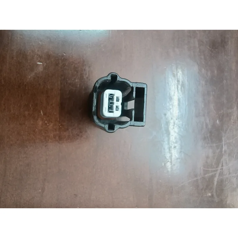 For Nissan Teana Tiida Xuanyi Yida Qashqai Qijun Sunshine Air Conditioning Compressor Cold Air Pump Plug