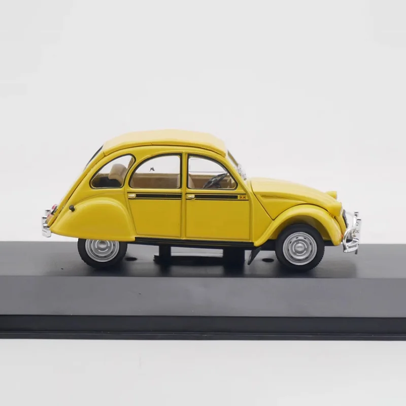 IXO Diecast In Lega Scala 1:43 CITROEN 3CV M28 1978 Modello di Auto d'epoca Prodotto Finito Giocattolo di Simulazione Modello Statico Ornamento