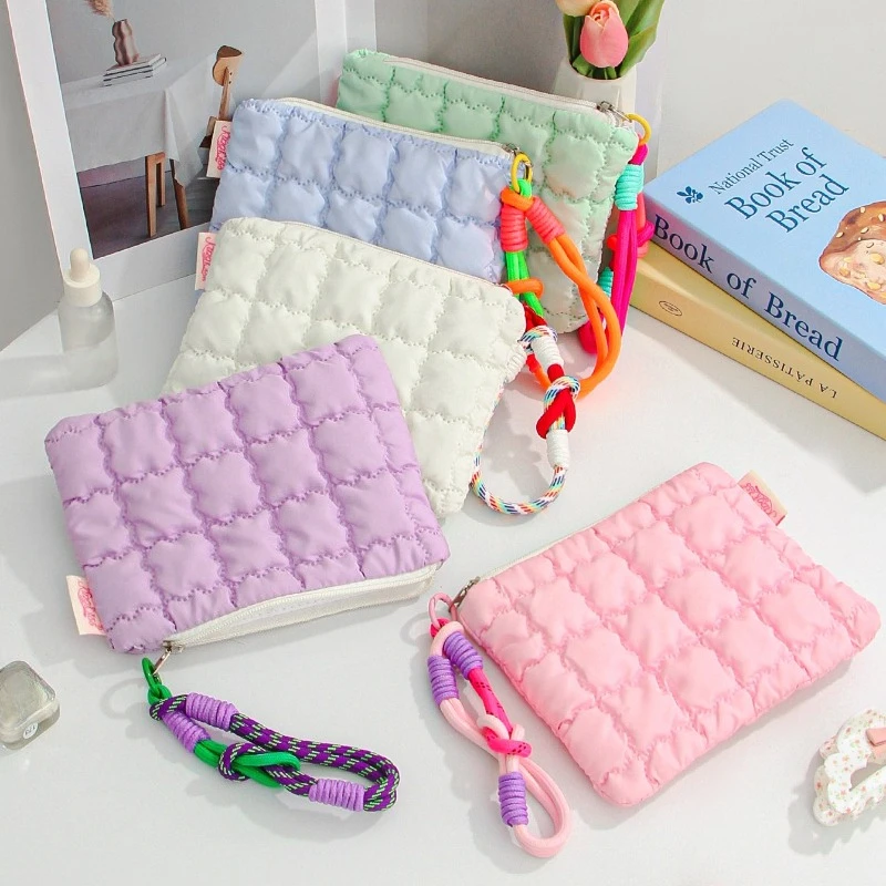Cute Girl Cosmetic Bag Hand-held with Zipper Makeup Bags Multipurpose Travel Toiletry Wash Bags Women Wallet Mini Pouch