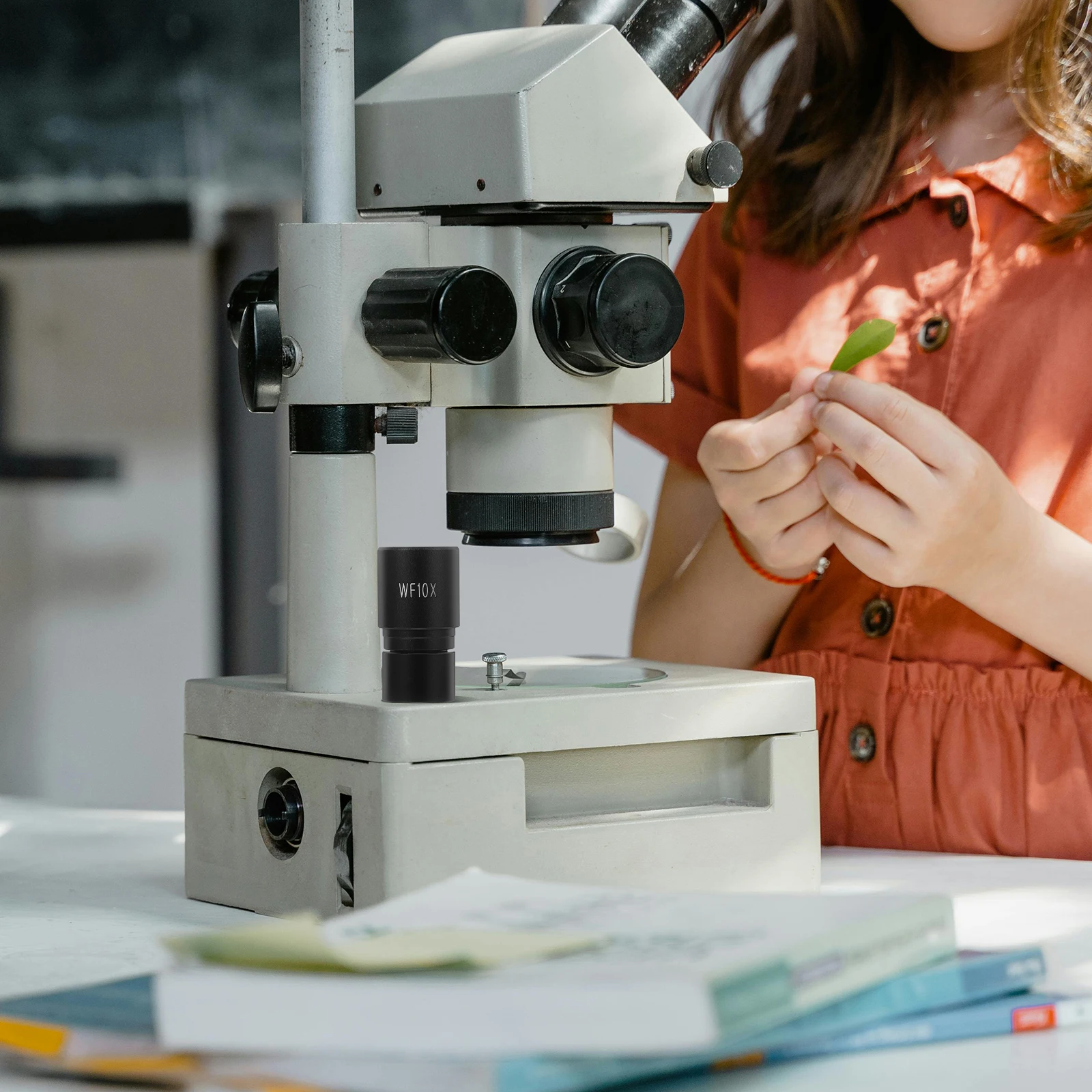 

Stereo Microscope Head 10X Objective Lens Auxiliary Attachment Increase Magnification Microscope Lens Biological Wide Angle