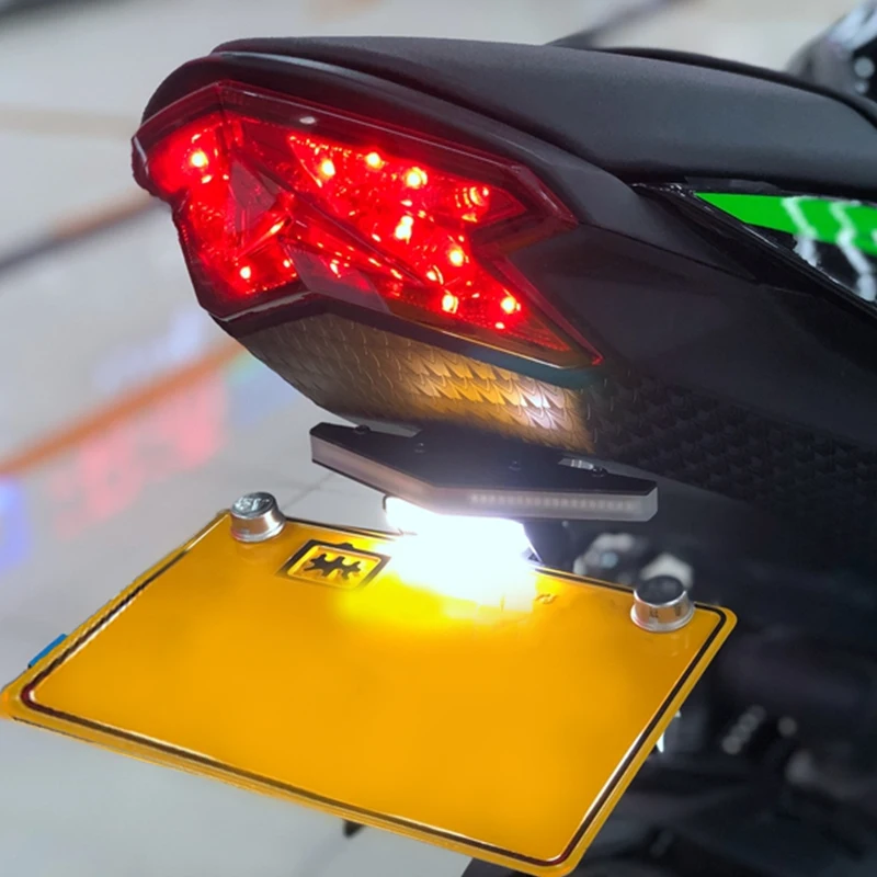 Applicable to Kawasaki 20-25 ZX6R 636 Daniel light guide short tail license plate holder ZX10R carbon fiber license plate holder