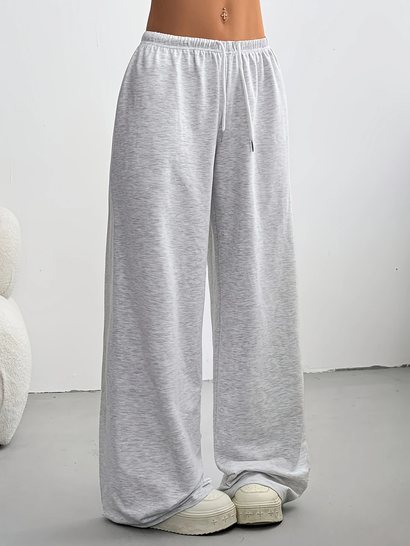 Women's Wide-Leg Athletic Sweatpants Elastic Drawstring Waist Wide-Leg Trousers Loose-Fit Medium-Stretch Pants Suitable for Gym