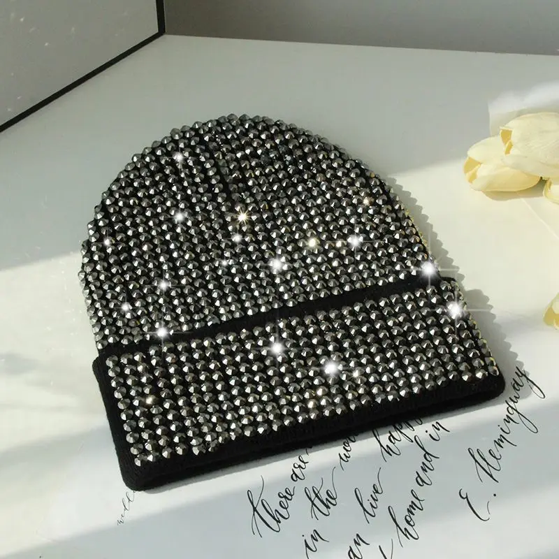 Hot Sale Women Casual Winter Fall Hat Stylish & Shiny Rhinestone Decor Women's Beanie Outdoor Streetwear Knitted Hat