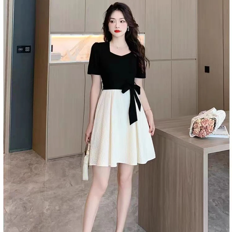 

2024 White Patchwork Black Chic Bow Midi Dress Summer Short Sleeve Sqaure Collar Casual Dress Women Korean Elegant Party Vestido