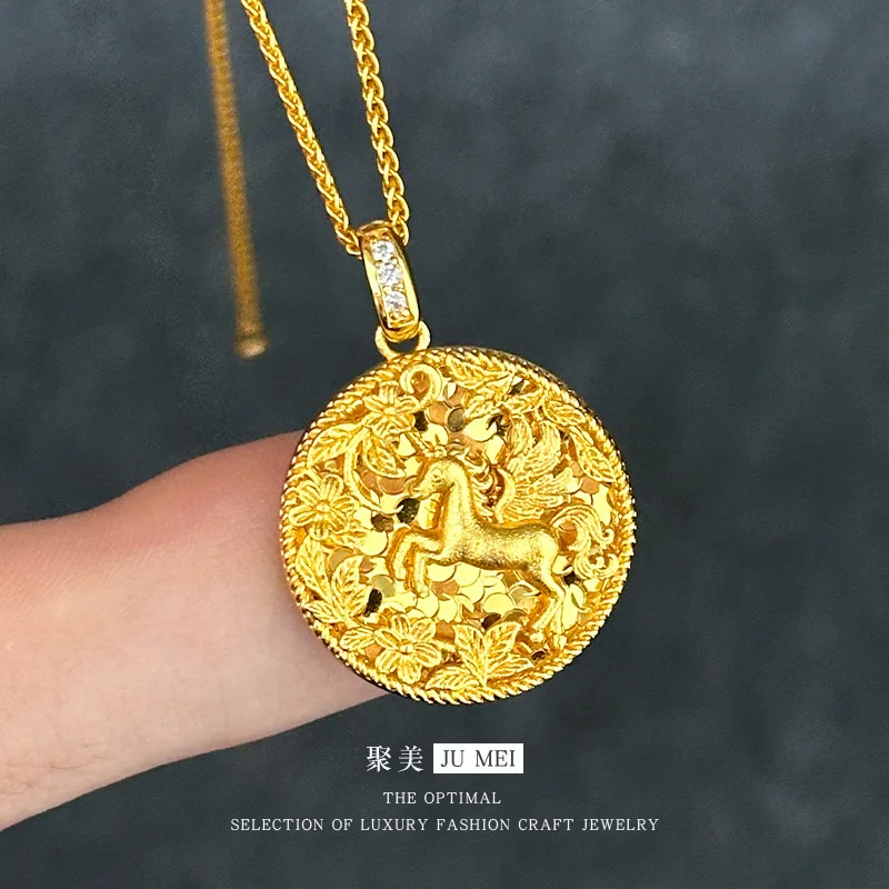 

Light luxury 9999 24K real gold crushed ice ice flower necklace unicorn pegasus pendant exquisite clavicle necklace