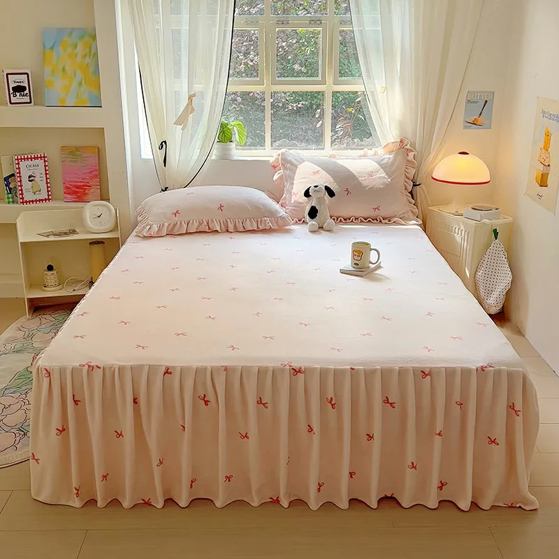 

2024 new high-gram princess wind milk fleece printed bed skirt 1 pc winter thickened warm bedspread mattress with skirt 3pcs