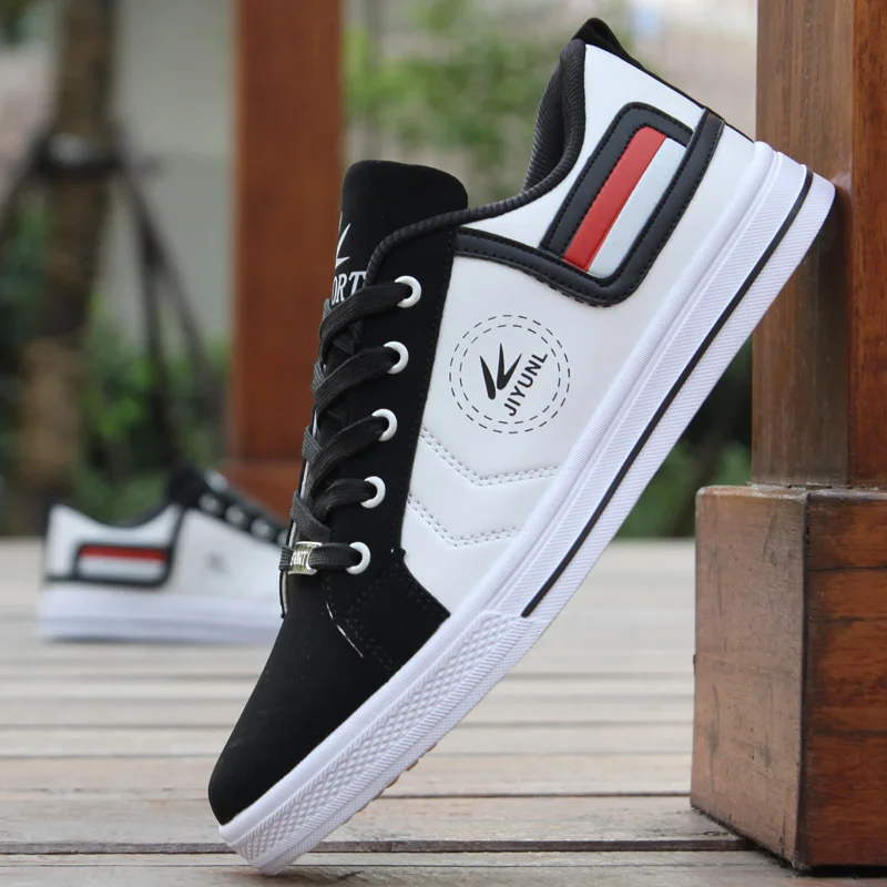 Mens Round Toe High Top Sneakers Casual Vulcanize Shoes Lace Up Skateboard Shoes Newest Style 3 Colors