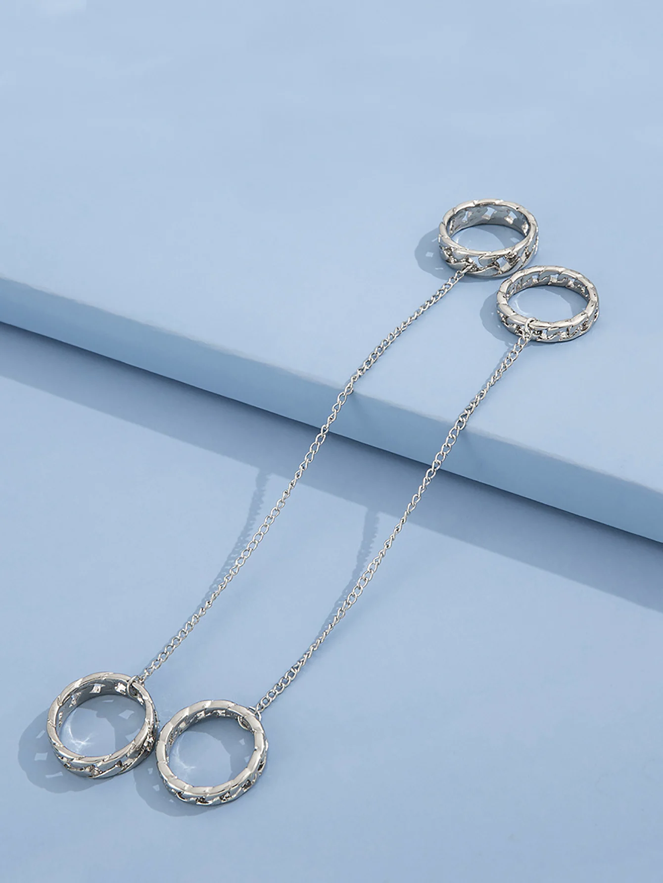 Europe and the United States personality new fashion creative men and women ring chain ring two-piece chic high-grade sense ins