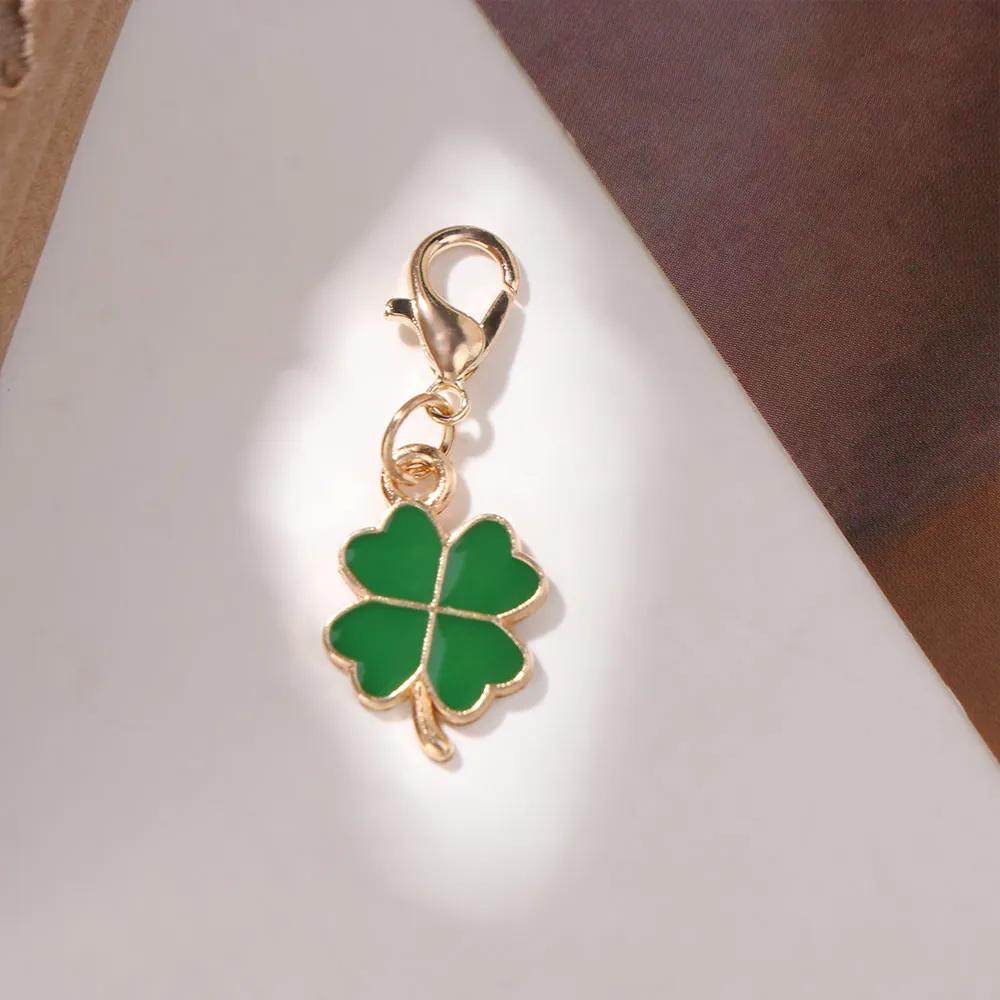 Best Wishes Good Luck Lucky Clover Keychain Friendship Cute Bag Hanging Ornaments Four Leaf Clover Pendant Backpack Accessory