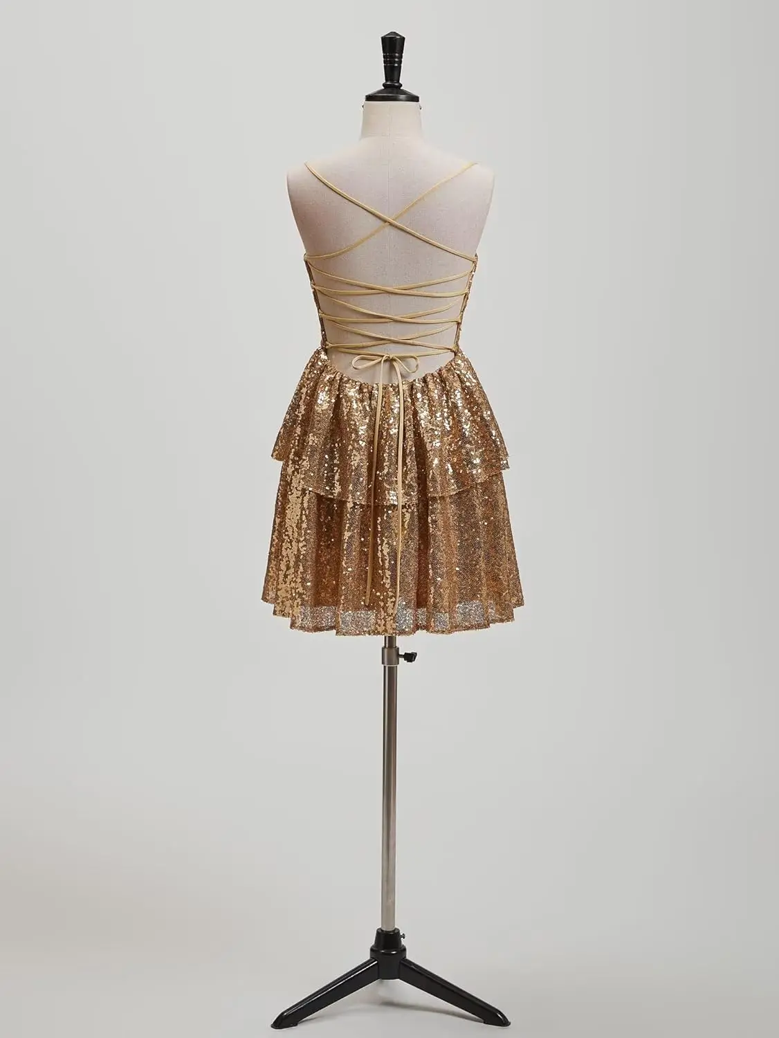 فستان للمراهقين العودة إلى المدرسة مع ترتر بطبقات قصيرة HOCO Dress2025 بدون أكتاف متدفق لامع لحفلات الرقص وحفلات الكوكتيل #2